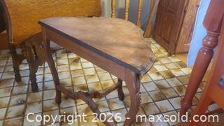 MaxSold Auction: Antique Carved All-Wood Accent Table - Ottawa (Ontario, Canada) SELLER MANAGED Downsizing Online Auction - Sarsfield Road