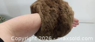 MaxSold Auction: Vintage Brown Real Fur Hand Muff, One Size - Ottawa (Ontario, Canada) SELLER MANAGED Downsizing Online Auction - Sarsfield Road
