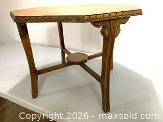 MaxSold Auction: Vintage Octagonal Solid Wood Accent Side Table, 24" Top - Ottawa (Ontario, Canada) SELLER MANAGED Downsizing Online Auction - Sarsfield Road