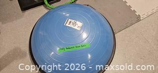 MaxSold Auction: BodyBoss Home Gym / Workout Equipment Set with BOSU B - Whitchurch-Stouffville (Ontario, Canada) Downsizing Online Auction - Grayfield Drive