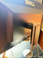 MaxSold Auction: HP ProDesk 600 Desktop Tower with Dell 27" 2709Wb Monitor B - Whitchurch-Stouffville (Ontario, Canada) Downsizing Online Auction - Grayfield Drive