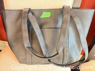 MaxSold Auction: Kate Spade and Unknown Brand Purses B - Whitchurch-Stouffville (Ontario, Canada) Downsizing Online Auction - Grayfield Drive