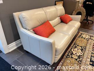 MaxSold Auction: La-Z-Boy 3-Seater Leather Sofa D - Whitchurch-Stouffville (Ontario, Canada) Downsizing Online Auction - Grayfield Drive