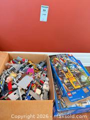 MaxSold Auction: LEGO City 60160 Jungle Mobile Lab - Box Included B - Whitchurch-Stouffville (Ontario, Canada) Downsizing Online Auction - Grayfield Drive