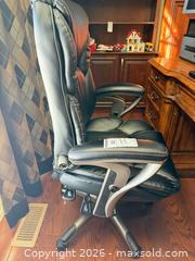 MaxSold Auction: Serta Office Chair with Adjustable Height and Armrests C - Whitchurch-Stouffville (Ontario, Canada) Downsizing Online Auction - Grayfield Drive