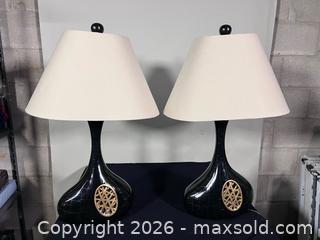 MaxSold Auction: MCM Style Table Lamps (2) - Toronto (Ontario, Canada) SELLER MANAGED Reseller Online Auction - Chesswood Drive