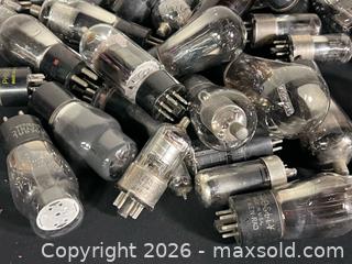 MaxSold Auction: Vintage Vacuum Tubes - Toronto (Ontario, Canada) SELLER MANAGED Reseller Online Auction - Chesswood Drive