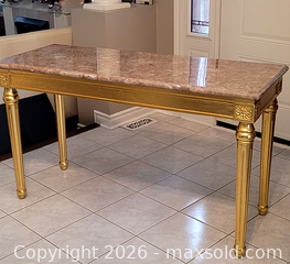 MaxSold Auction: Table - Newmarket (Ontario, Canada) SELLER MANAGED Downsizing Online Auction - Amberlee Court.