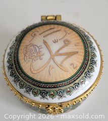 MaxSold Auction: Trinket Box - Newmarket (Ontario, Canada) SELLER MANAGED Downsizing Online Auction - Amberlee Court.