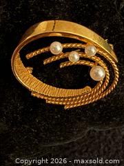 MaxSold Auction: 10k Gold and Cultured Pearl Brooch in original box - North Vancouver (British Columbia, Canada) SELLER MANAGED Moving Online Auction - Northlands Drive