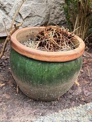 MaxSold Auction: Large pottery outdoor planters - North Vancouver (British Columbia, Canada) SELLER MANAGED Moving Online Auction - Northlands Drive