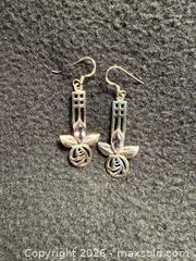 MaxSold Auction: Sterling Silver Necklace and Earrings - North Vancouver (British Columbia, Canada) SELLER MANAGED Moving Online Auction - Northlands Drive