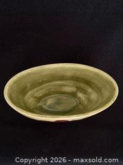 MaxSold Auction: Vintage Moorcroft Hibiscus pattern Bowl - North Vancouver (British Columbia, Canada) SELLER MANAGED Moving Online Auction - Northlands Drive