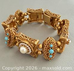 MaxSold Auction: * RARE * Vintage Signed Gold Tone Faux Pearls Turquoise Designer Bracelet By ART (Arthur Pepper) - Toronto (Ontario, Canada) PARTNER MANAGED Reseller Online Auction - Queen Street West