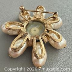 MaxSold Auction: * RARE * Vintage Signed Guy Laroche Brooch - Toronto (Ontario, Canada) PARTNER MANAGED Reseller Online Auction - Queen Street West