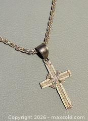 MaxSold Auction: Vintage Long Italian 925 Silver Cross Necklace - Marked  - Toronto (Ontario, Canada) PARTNER MANAGED Reseller Online Auction - Queen Street West