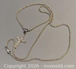 MaxSold Auction: Vintage Long Italian 925 Silver Cross Necklace - Marked  - Toronto (Ontario, Canada) PARTNER MANAGED Reseller Online Auction - Queen Street West