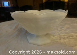 MaxSold Auction: Cool vintage white milk glass large foot pedestal bowl decor fruit bowl  - Warwick Township (Pennsylvania, USA) SELLER MANAGED Estate Sale Online Auction -  Crocker Lane