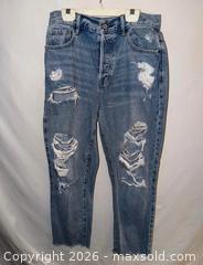 MaxSold Auction: Ladies size 27 PacSun high rise ripped jeans  - Warwick Township (Pennsylvania, USA) SELLER MANAGED Estate Sale Online Auction -  Crocker Lane