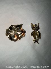 MaxSold Auction: Lot of 2 gold tone VINTAGE PINS  - Warwick Township (Pennsylvania, USA) SELLER MANAGED Estate Sale Online Auction -  Crocker Lane