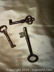 MaxSold Auction: Lot of 3 VINTAGE skeleton keys  - Warwick Township (Pennsylvania, USA) SELLER MANAGED Estate Sale Online Auction -  Crocker Lane
