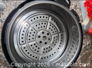 MaxSold Auction: New XL 6 QT Pressure cooker  - Warwick Township (Pennsylvania, USA) SELLER MANAGED Estate Sale Online Auction -  Crocker Lane