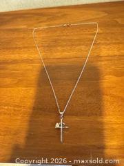 MaxSold Auction: Sterling Silver Cross & Heart Pendant Necklace on 18 in Cable Chain - Toronto (Ontario, Canada) SELLER MANAGED Downsizing Online Auction - Weston Road (CONDO)