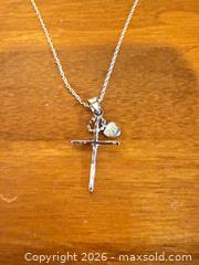 MaxSold Auction: Sterling Silver Cross & Heart Pendant Necklace on 18 in Cable Chain - Toronto (Ontario, Canada) SELLER MANAGED Downsizing Online Auction - Weston Road (CONDO)