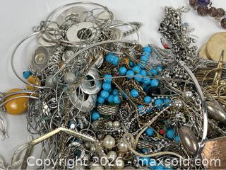 MaxSold Auction: Grab Bag Mystery Lot of Costume Jewelry - Campbell (California, USA) PARTNER MANAGED Estate Sale Online Auction - Dell Avenue