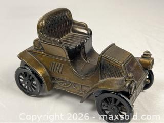 MaxSold Auction: Lot of 4 Die-Cast Metal Automobile Coin Banks and More - Campbell (California, USA) PARTNER MANAGED Estate Sale Online Auction - Dell Avenue