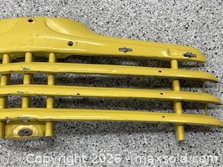 MaxSold Auction: Vintage 1940's Ford Automobile Grill - Campbell (California, USA) PARTNER MANAGED Estate Sale Online Auction - Dell Avenue