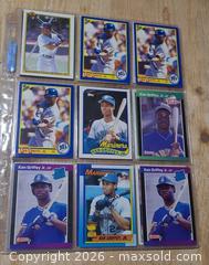 MaxSold Auction: Baseball Cards Mixed Lot - 26 Cards (Late 1980s–Mid-1990s) - Toronto (Ontario, Canada) PARTNER MANAGED Reseller Online Auction - Queen Street West.