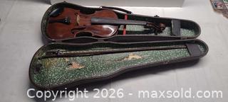 MaxSold Auction: Full-Size antique Violin with Case, Bow and Shoulder Rest - Toronto (Ontario, Canada) PARTNER MANAGED Reseller Online Auction - Queen Street West.