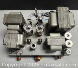 MaxSold Auction: Vintage Tube Amp  working condition. - Toronto (Ontario, Canada) PARTNER MANAGED Reseller Online Auction - Queen Street West.