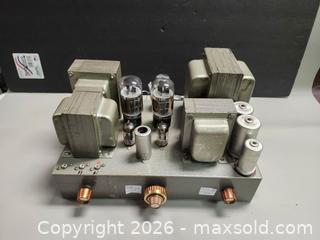 MaxSold Auction: Vintage Tube Amp  working condition. - Toronto (Ontario, Canada) PARTNER MANAGED Reseller Online Auction - Queen Street West.