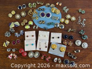 MaxSold Auction: Collection of Earrings - Hamilton (Ontario, Canada) SELLER MANAGED Estate Sale Online Auction - Gertrude Street