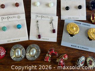 MaxSold Auction: Collection of Earrings - Hamilton (Ontario, Canada) SELLER MANAGED Estate Sale Online Auction - Gertrude Street