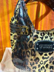 MaxSold Auction: Vtg GUESS Leopard Print Purse Handbag - Hamilton (Ontario, Canada) SELLER MANAGED Estate Sale Online Auction - Gertrude Street