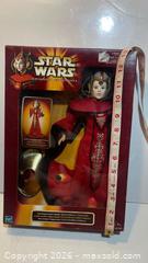 MaxSold Auction: Collectible Star Wars Tall Queen Amidala Figurine Doll  - Toronto (Ontario, Canada) SELLER MANAGED Estate Sale Online Auction -  Saunders Road
