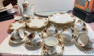 MaxSold Auction: Complete 7 server Old Country Rose by Royal Albert and dinner set - Toronto (Ontario, Canada) SELLER MANAGED Estate Sale Online Auction -  Saunders Road