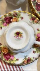 MaxSold Auction: Complete 7 server Old Country Rose by Royal Albert and dinner set - Toronto (Ontario, Canada) SELLER MANAGED Estate Sale Online Auction -  Saunders Road