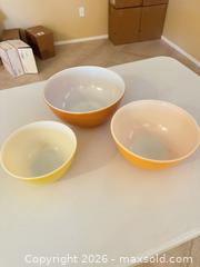 MaxSold Auction: Pyrex Glass Mixing Bowl Set, 7+ Pieces - Surprise (Arizona, USA) PARTNER MANAGED Estate Sale Online Auction - W Tuscany Way
