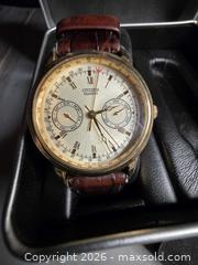 MaxSold Auction: Swiss Army Set - Haldimand (Ontario, Canada) SELLER MANAGED Reseller Online Auction - Sandy Bay Road