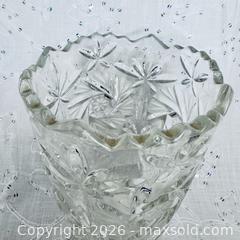 MaxSold Auction: 10” Heavy Crystal Vase – Deep Starburst Pattern – Brilliant Clarity - St. Catharines (Ontario, Canada) SELLER MANAGED Reseller Online Auction - Winfield Court