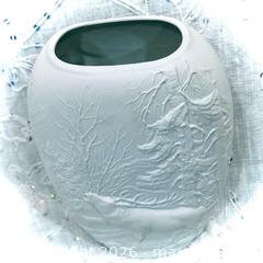 MaxSold Auction: 1960s Royal Porzellan Bavaria KPM Bisque Porcelain Vase  - St. Catharines (Ontario, Canada) SELLER MANAGED Reseller Online Auction - Winfield Court