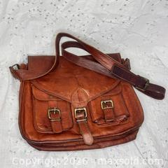 MaxSold Auction: Genuine Leather Crossbody Satchel – Brass Hardware – Multi Pocket - St. Catharines (Ontario, Canada) SELLER MANAGED Reseller Online Auction - Winfield Court