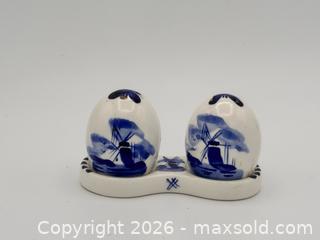 MaxSold Auction: Vintage Handpainted Delft Blue Salt and Pepper Shakers with Resting Plate - St. Catharines (Ontario, Canada) SELLER MANAGED Reseller Online Auction - Winfield Court