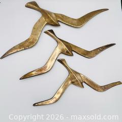 MaxSold Auction: Vintage MCM Brass Flying Seagulls Set of 3 - St. Catharines (Ontario, Canada) SELLER MANAGED Reseller Online Auction - Winfield Ct