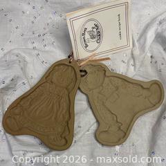 MaxSold Auction: Vintage Raggedy Anne & Andy Cookie Press Pair - St. Catharines (Ontario, Canada) SELLER MANAGED Reseller Online Auction - Winfield Court