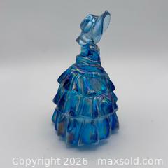 MaxSold Auction: Vintage Wheaton Southern Belle Iridescent Carnival Glass - St. Catharines (Ontario, Canada) SELLER MANAGED Reseller Online Auction - Winfield Court